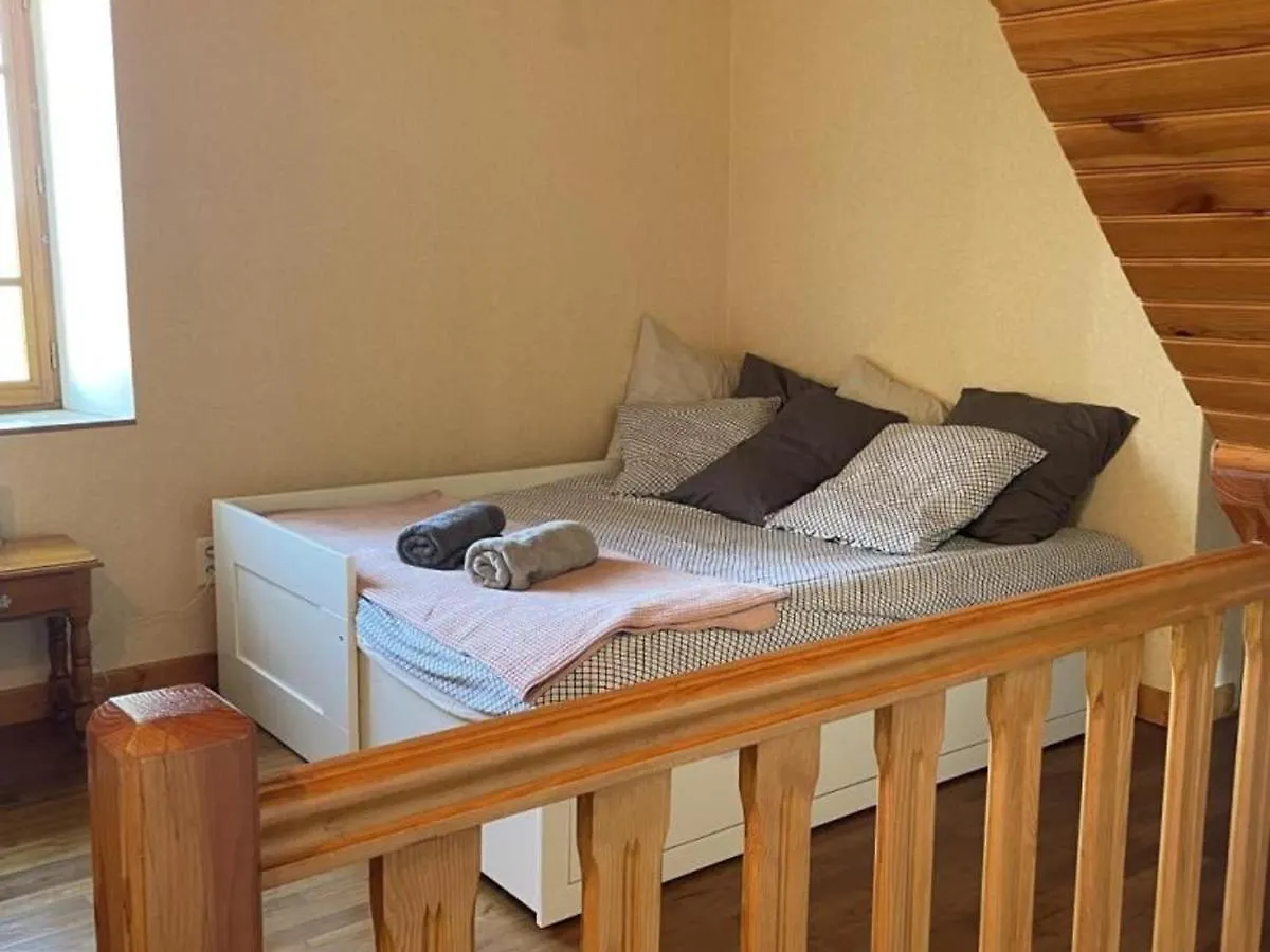 Maison Cocooning A La Montagne - Activites Nature, Cheminee, Jardin Clos, Animaux Bienvenus - Fr-1-489-448 Laprugne 0*,  France
