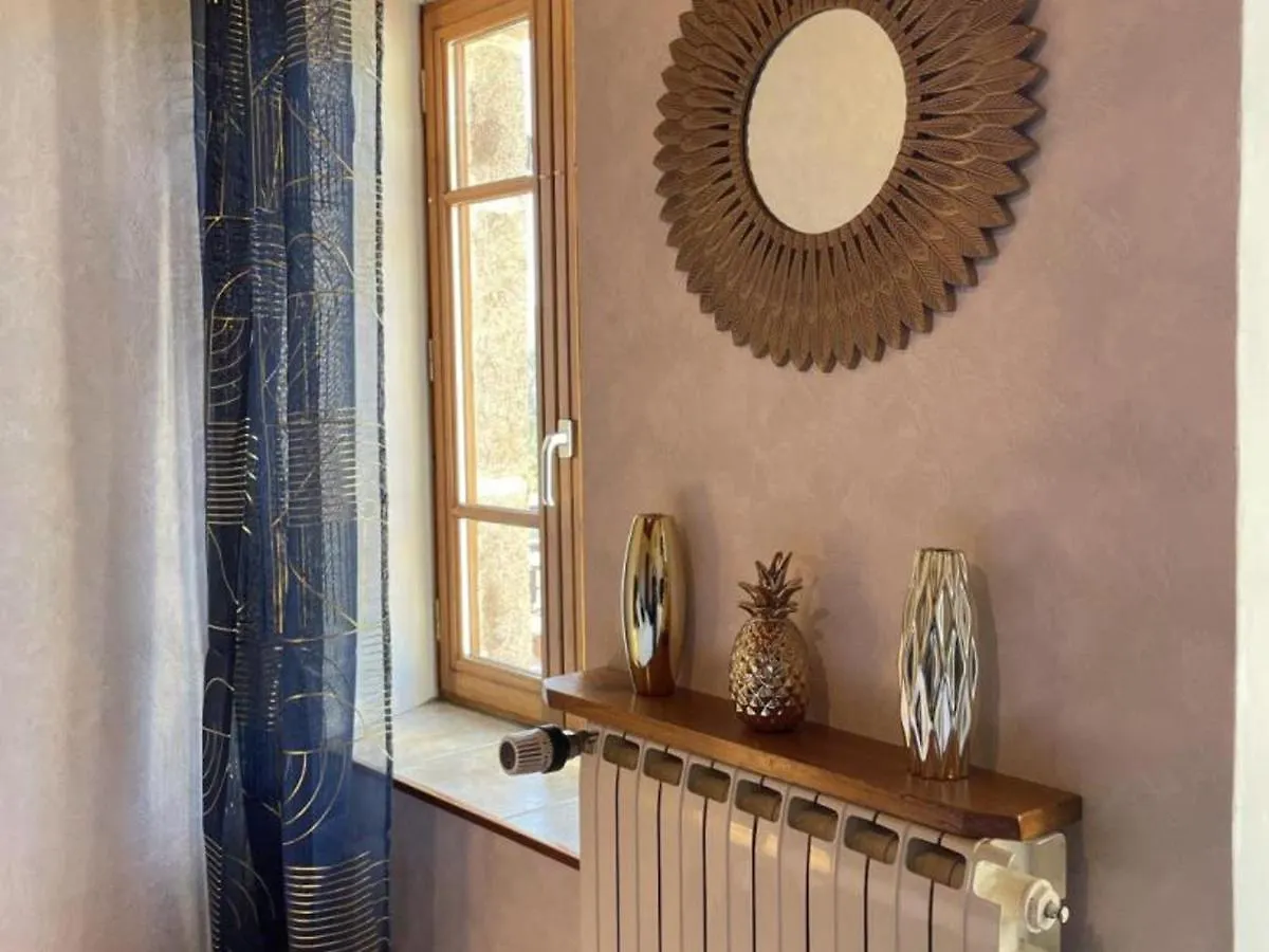 Holiday home Maison Cocooning A La Montagne - Activites Nature, Cheminee, Jardin Clos, Animaux Bienvenus - Fr-1-489-448 Laprugne France